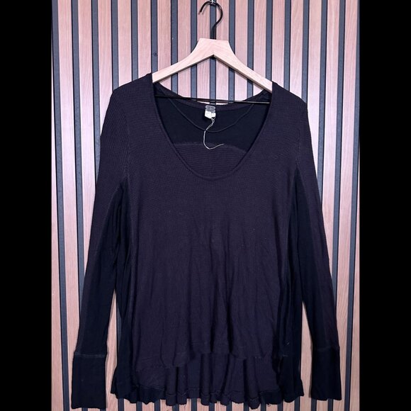 Free People Top Medium Women Black Faded Thermal Waffle Knit Scoop Neck High Low - Picture 1 of 8